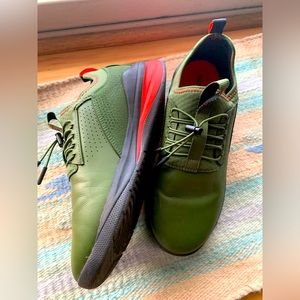 CLOVE Men’s Healthcare Worker Shoes